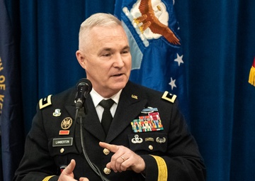 Walker promoted to major general