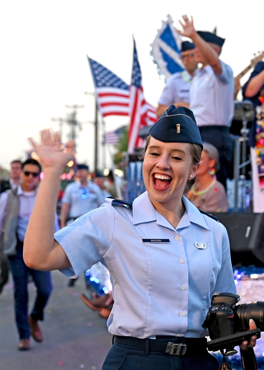 South Texas Reserve units participate in 2022 Flambeau Parade