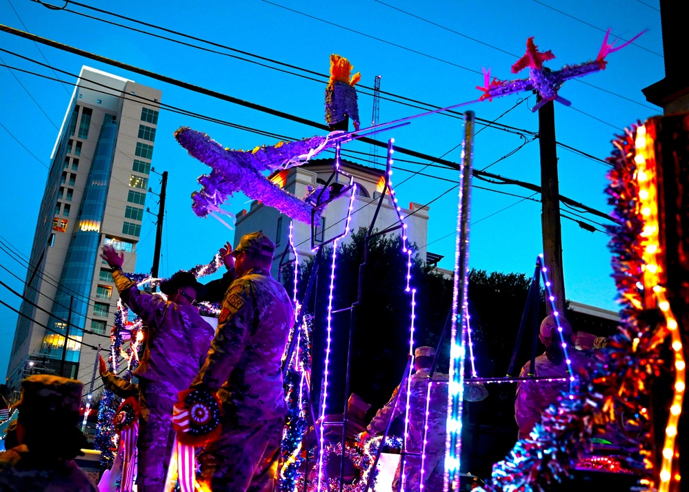 South Texas Reserve units participate in 2022 Flambeau Parade