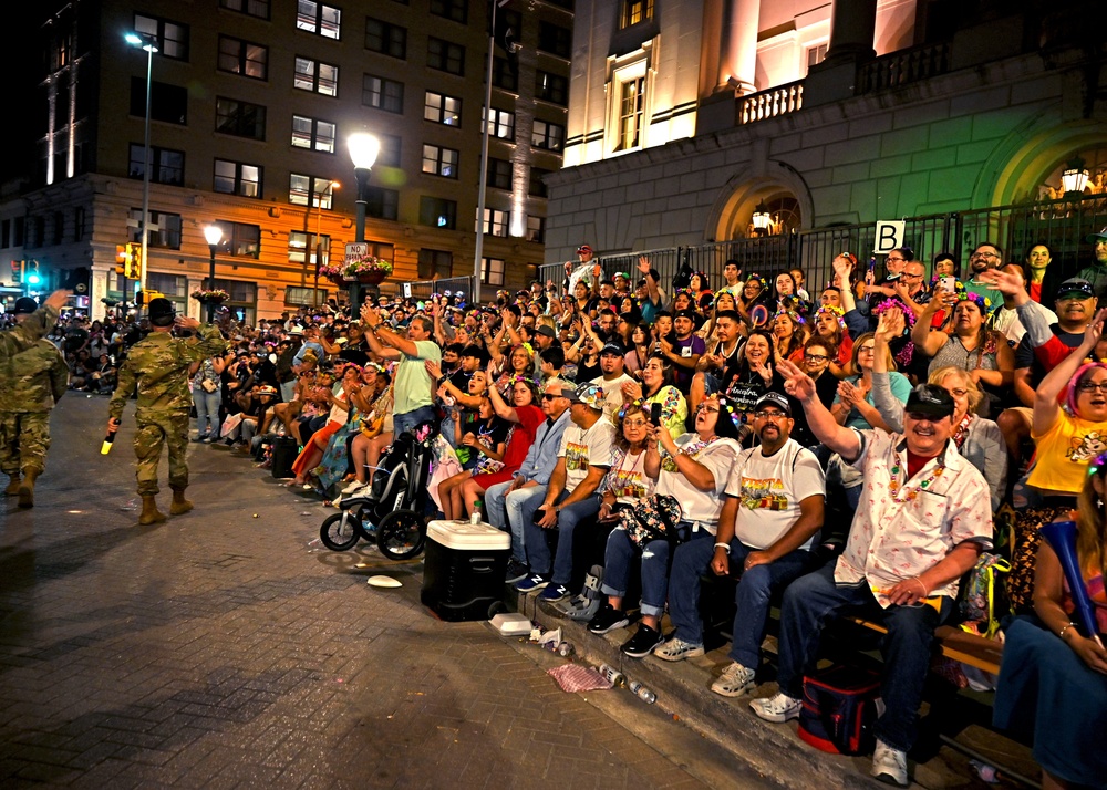 South Texas Reserve units participate in 2022 Flambeau Parade