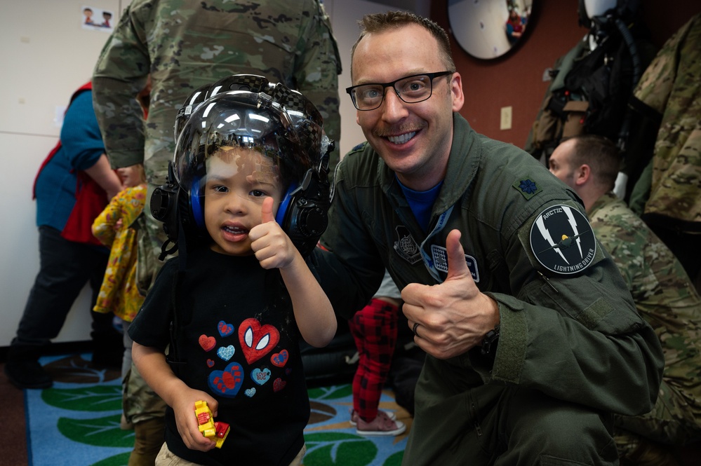 354th OSS visits CDC for Month of the Military Child