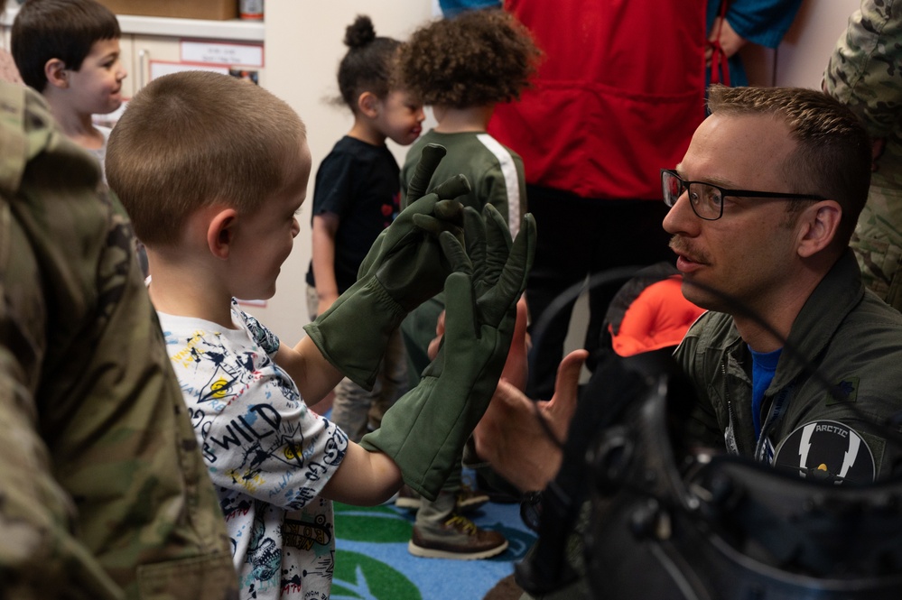 354th OSS visits CDC for Month of the Military Child