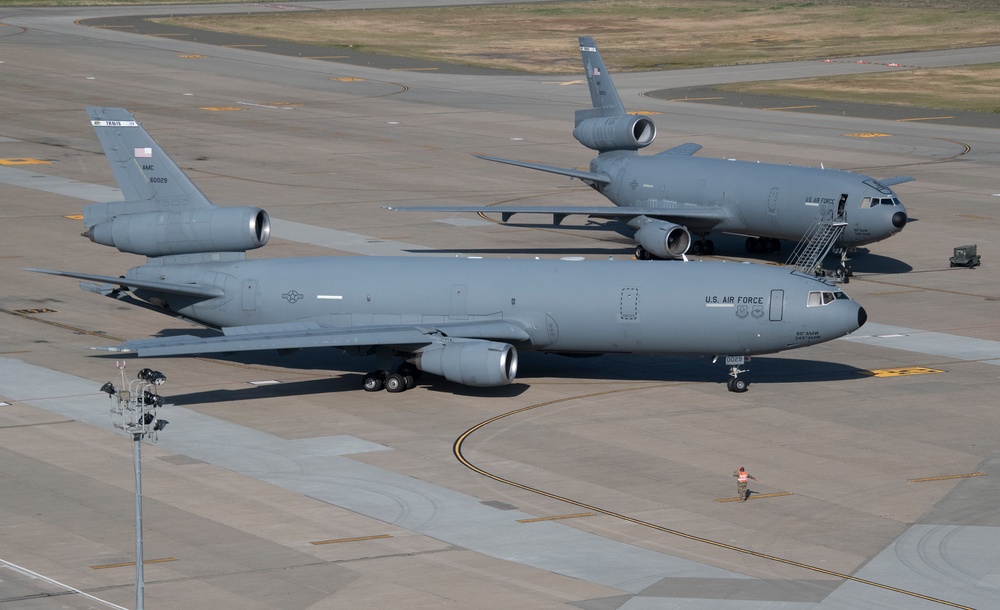 Travis AFB flight line images