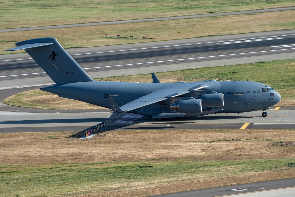 Travis AFB flight line images