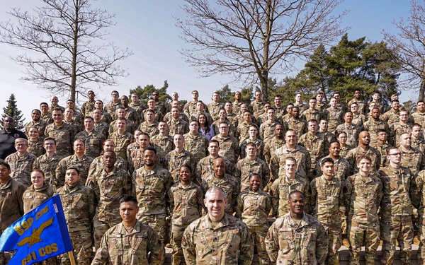691st Cyberspace Operations Squadron takes Squadron photo