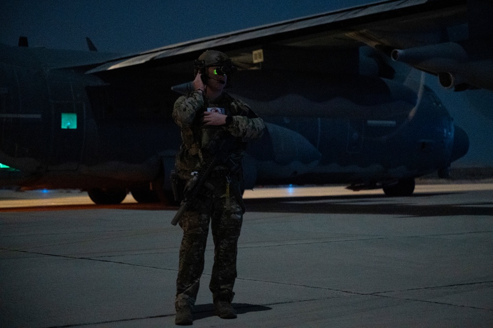 9th ESOS moves cargo, personnel through CENTCOM
