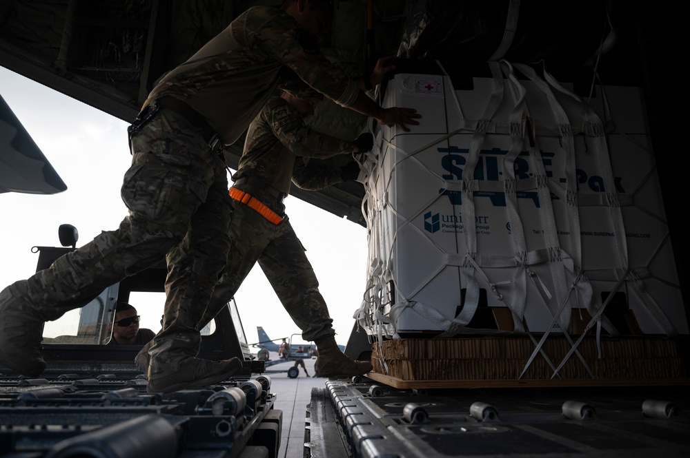 9th ESOS conducts airdrop above CENTCOM