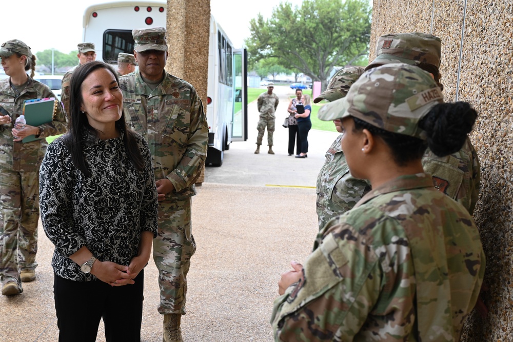 AFGSC Women’s Leadership Symposium promotes authenticity