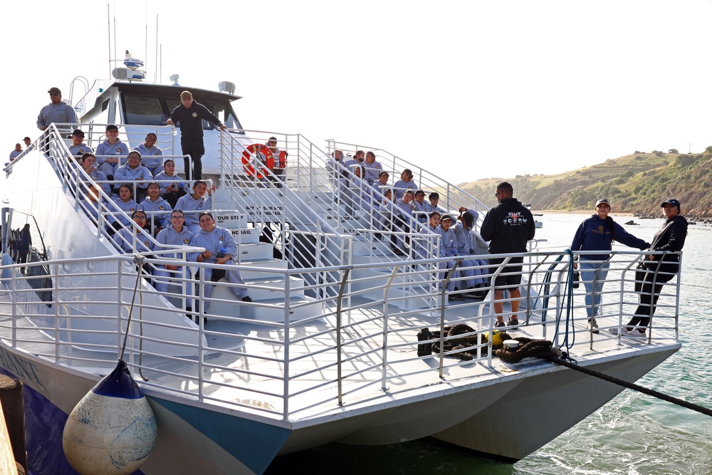 Sunburst Class 29 volunteers at Camp Emerald Bay