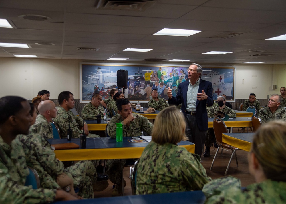 Retired Vice Adm. Charles Martoglio speaks to Sailors aboard the USNS Mercy (T-AH 19)