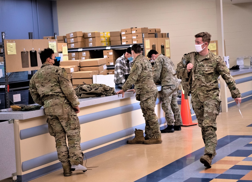 Fort McCoy ends 2021-22 CWOC season with training of nearly 300 students