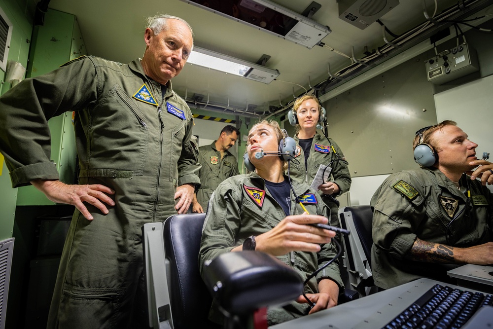 HSC 21, HMH 361 Conduct MUMT Training Exercise