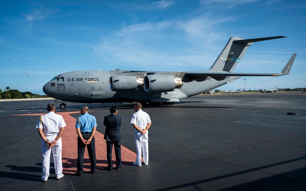 U.S. Indo-Pacific Command hosts the Indian Minister of Defense Rajnath Singh