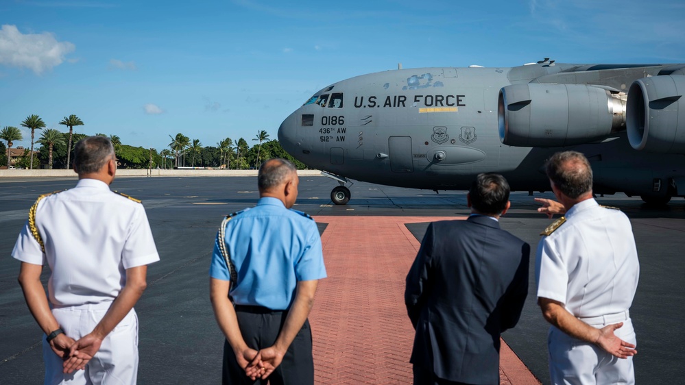 U.S. Indo-Pacific Command hosts the Indian Minister of Defense Rajnath Singh