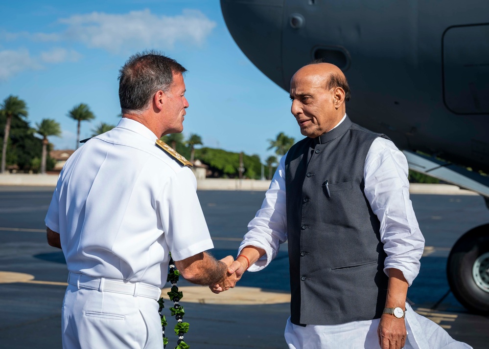 U.S. Indo-Pacific Command hosts the Indian Minister of Defense Rajnath Singh
