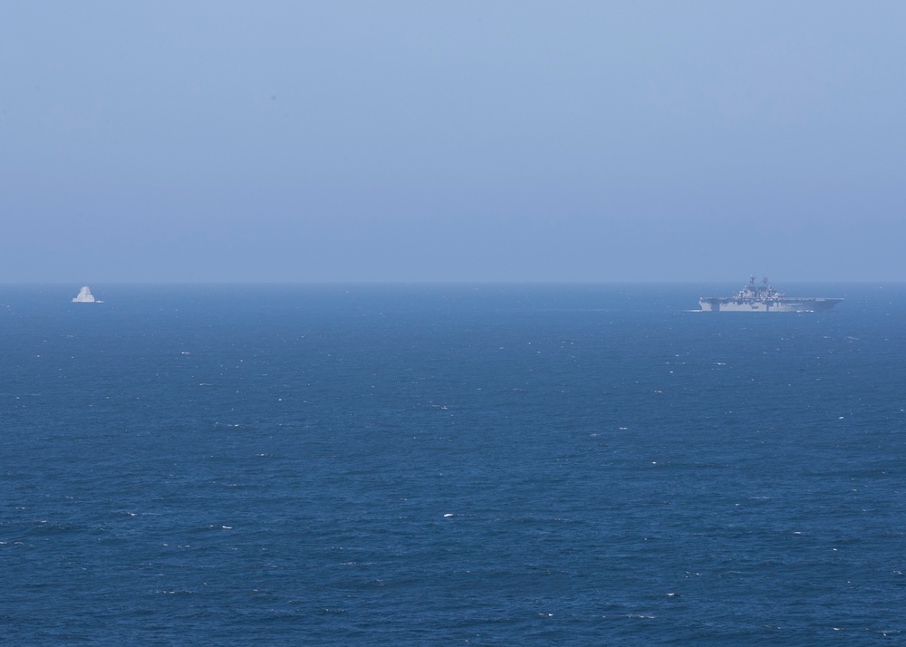 220413-N-TT639-2328