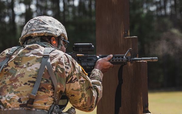 982nd M4 Qualification