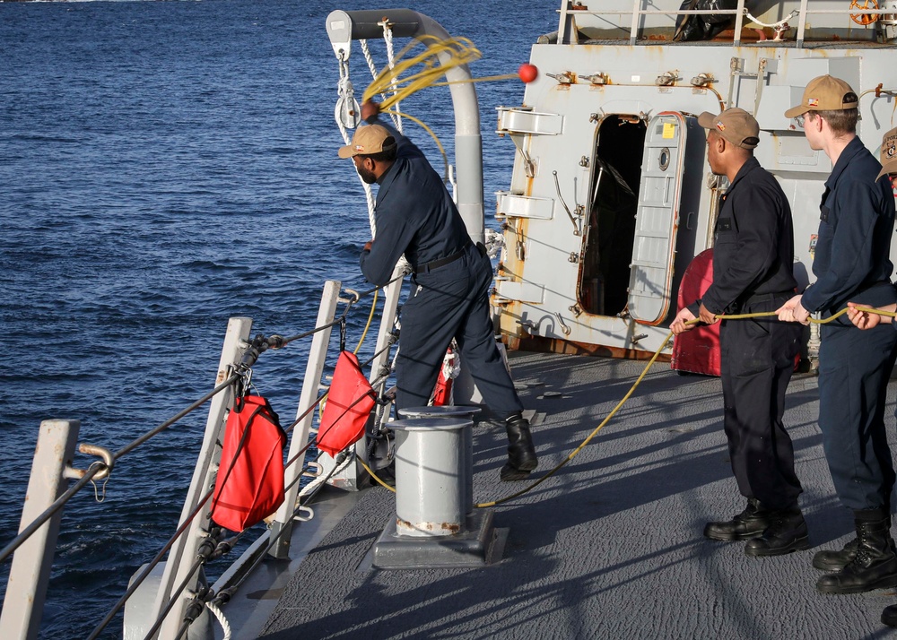 USS Porter (DDG 78) Departing