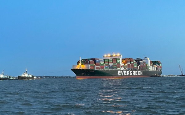 Grounded container ship refloated in the Chesapeake Bay