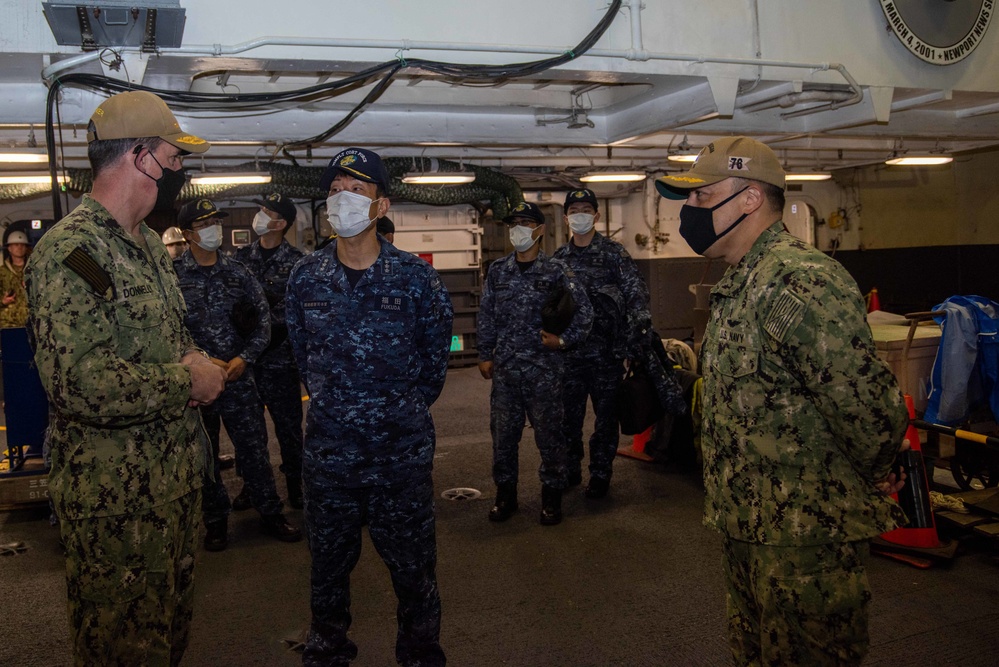 USS Ronald Reagan (CVN 76) Hosts Japan Maritime Self-Defense Force Vice Admiral