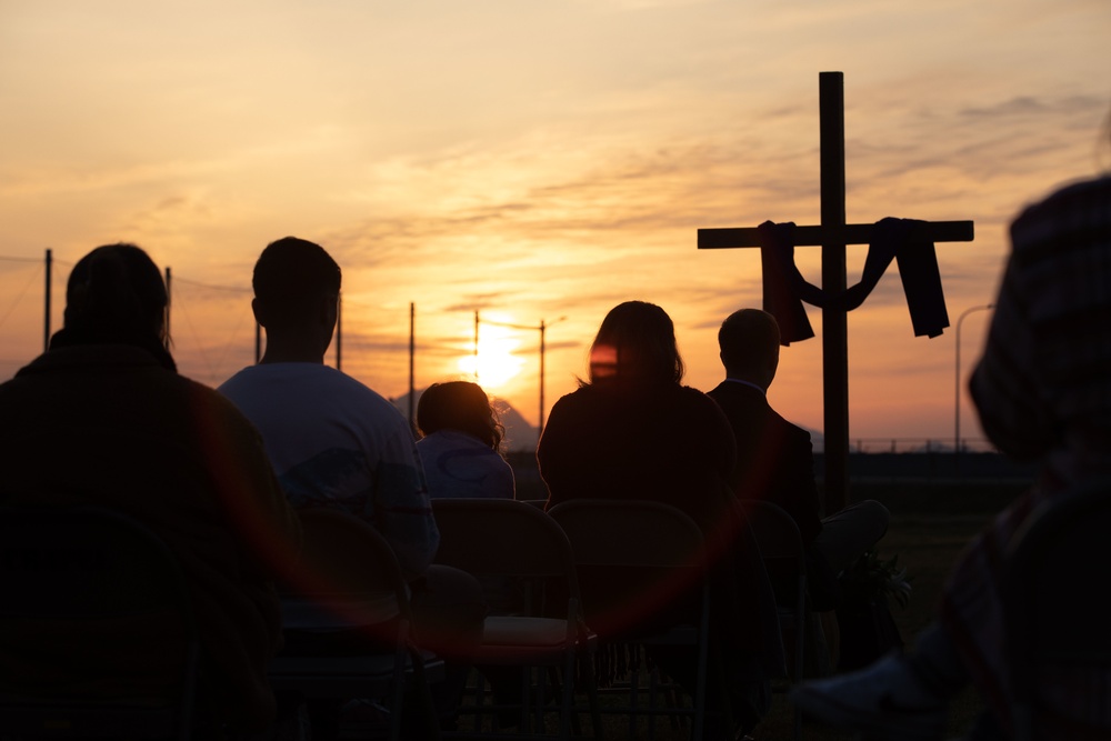 MCAS Iwakuni Chapel celebrates Easter with sunrise service, Easter egg hunt