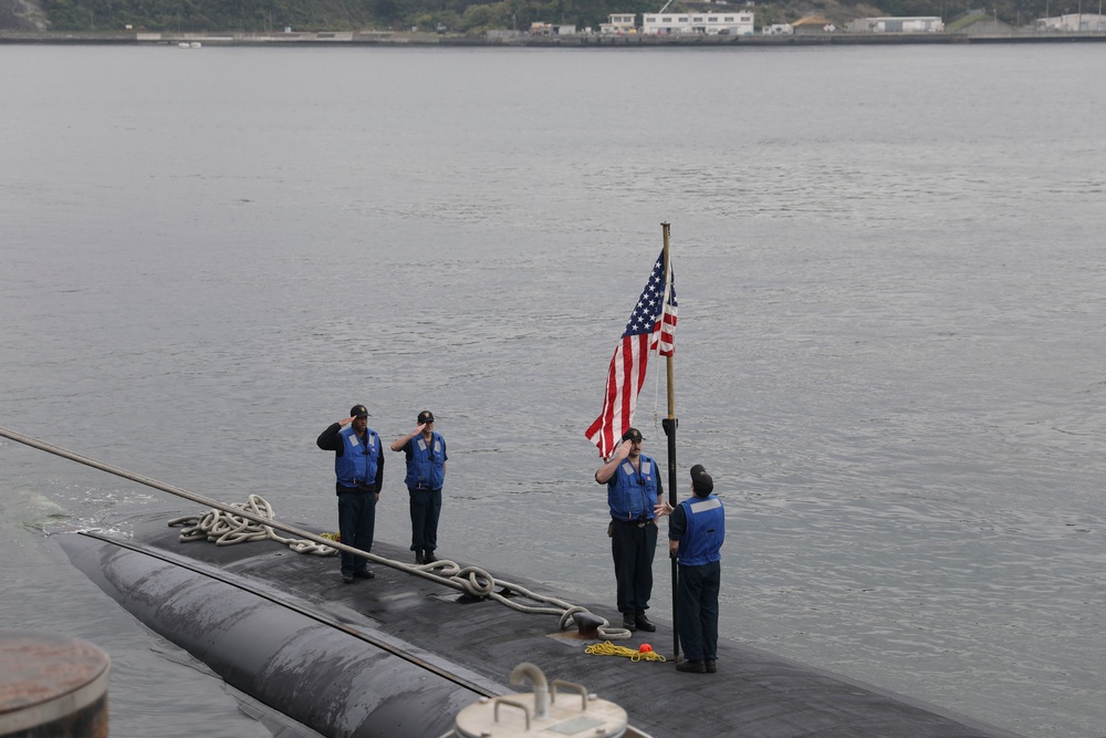 USS Alexandria Moors in Yokosuka, Japan