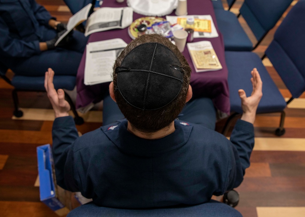 Makin Island Celebrates Passover