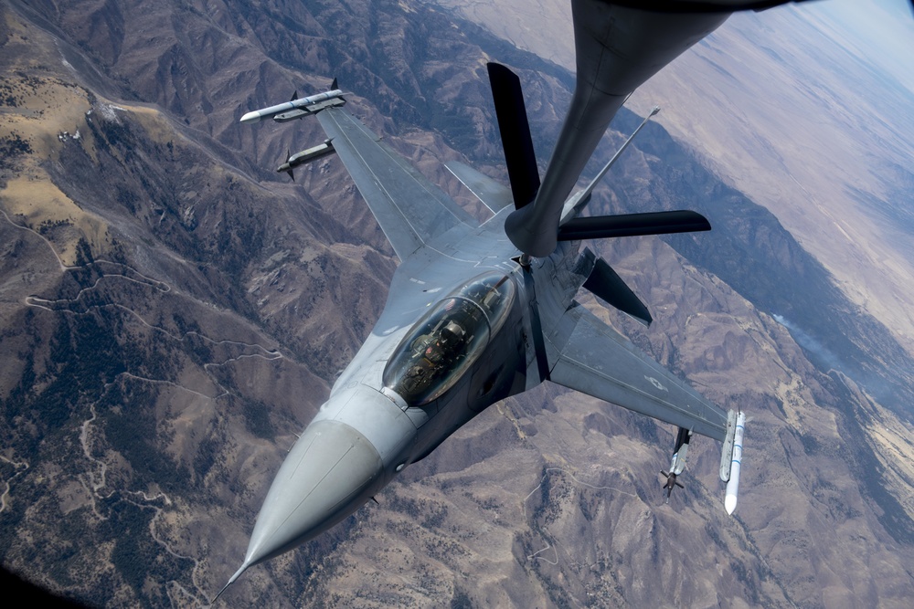 Fairchild, F-16, Air Refueling, KC-135, AR