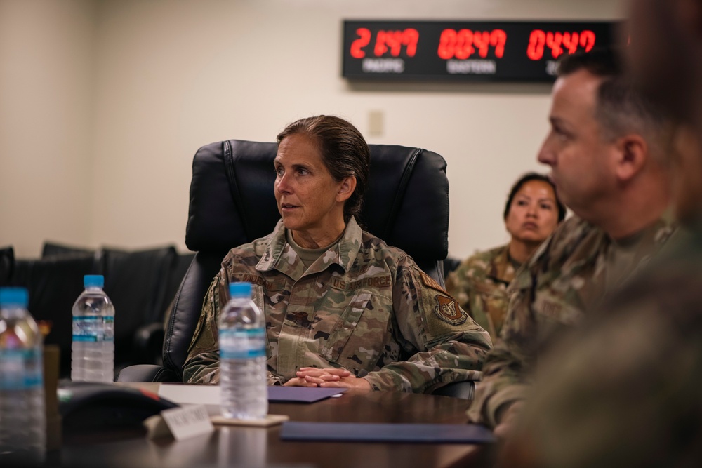 PACAF Surgeon General visits Team Kadena