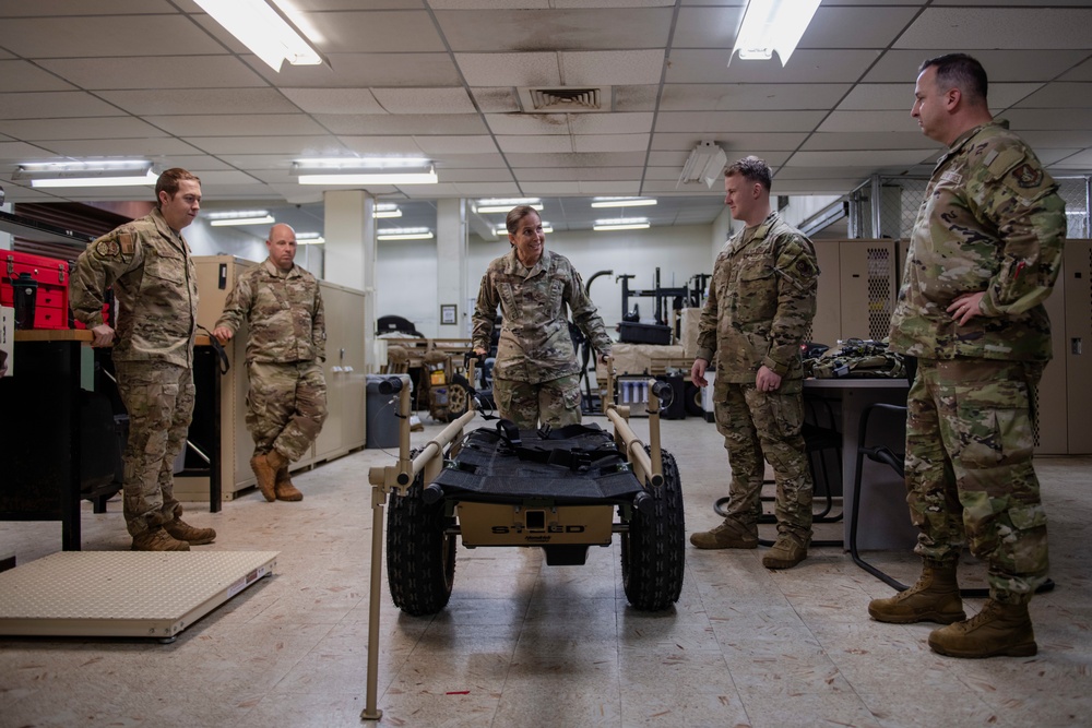 PACAF Surgeon General visits Team Kadena