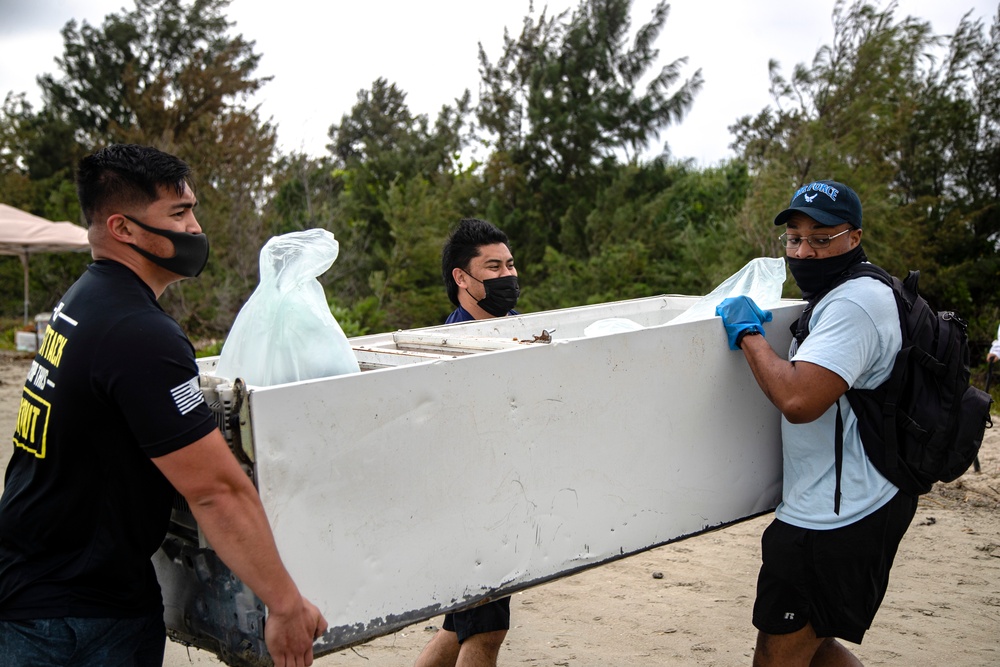 Teruma Beach Easter cleanup