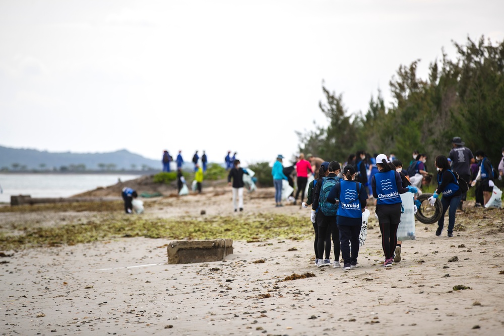 Teruma Beach Easter cleanup