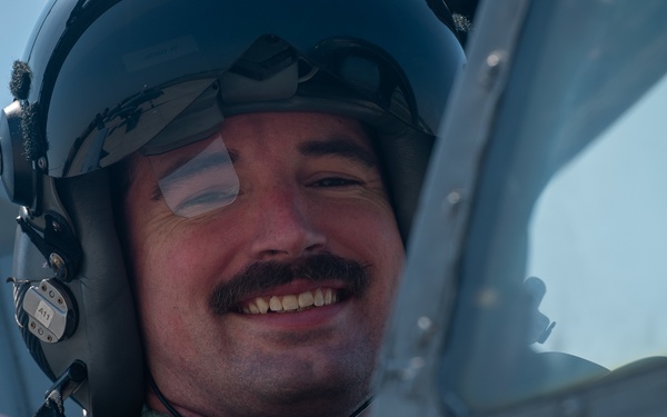 A-10 Thunderbolt II Division Landing