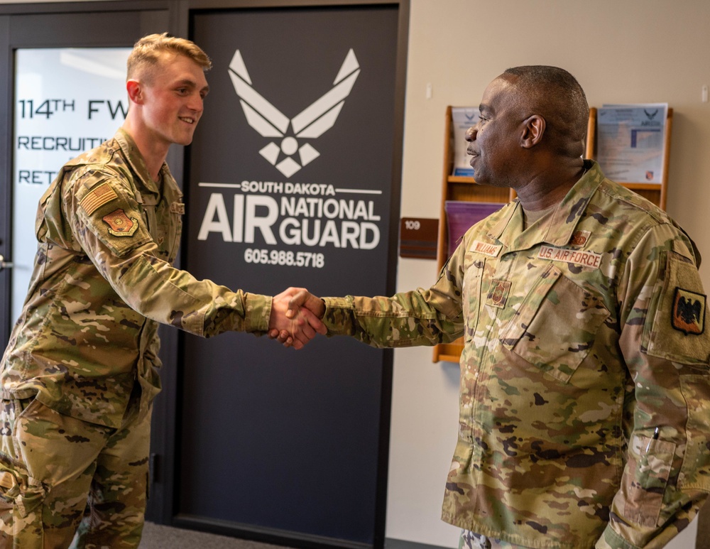 114th Fighter Wing welcomes 13th ANG Command Chief