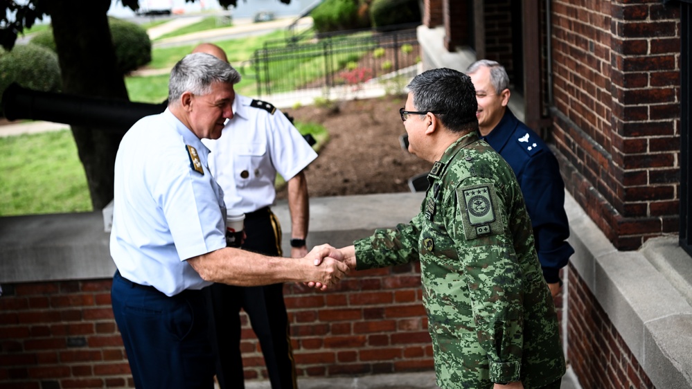 USCG Commandant Visits IADC, Speaks with Students