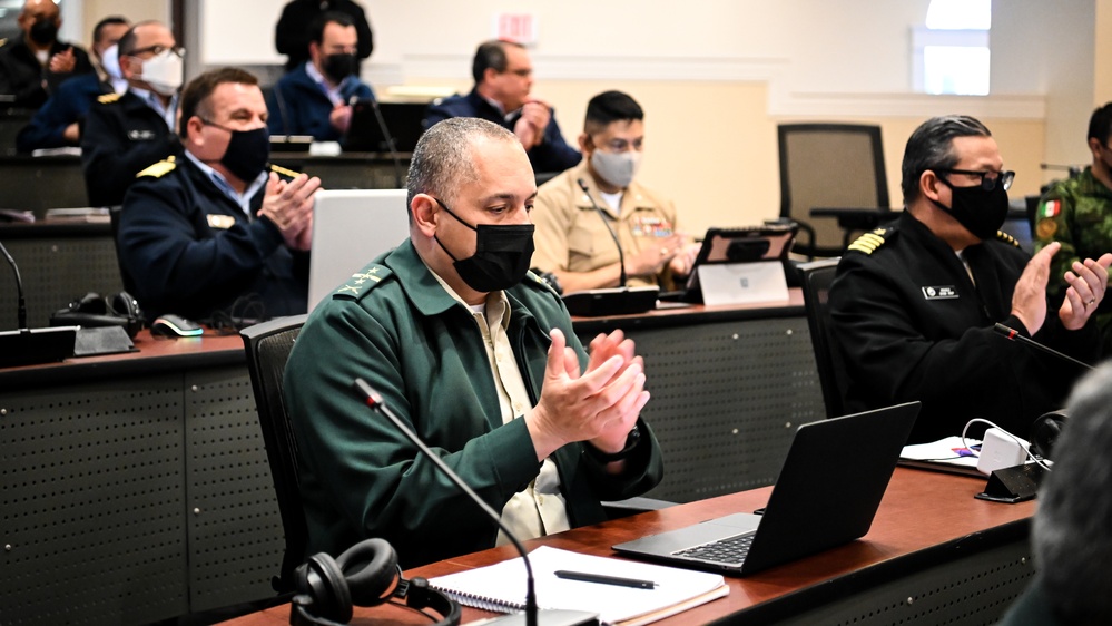 USCG Commandant Visits IADC, Speaks with Students