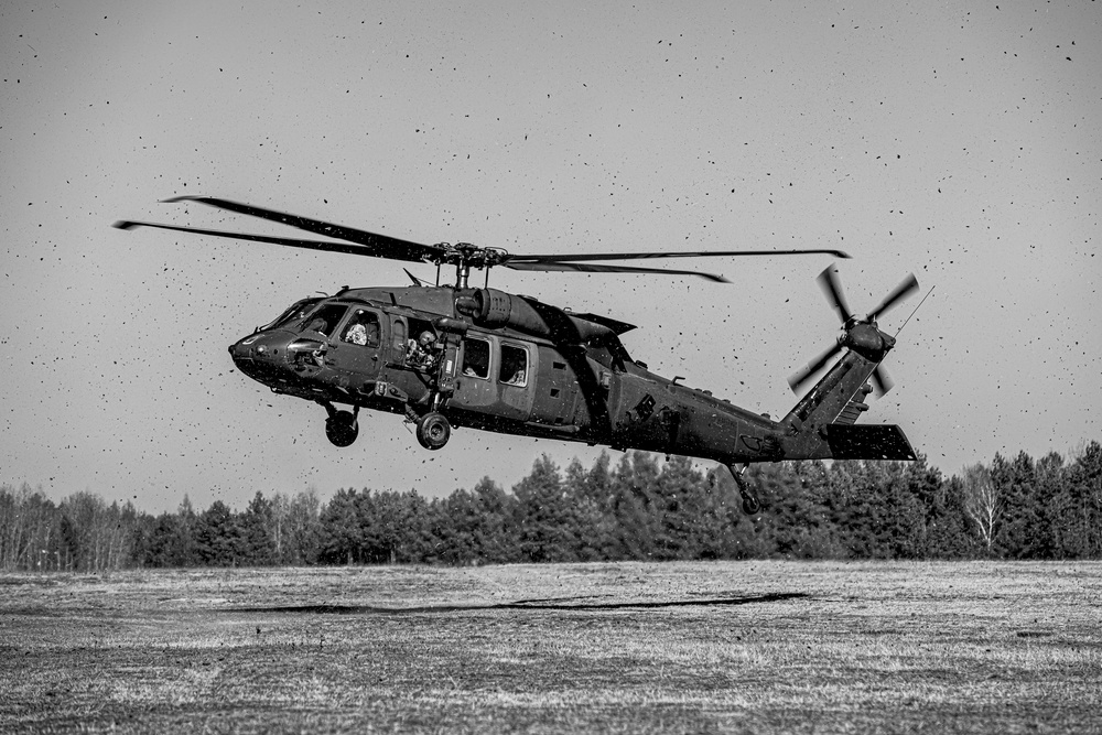 1-214th General Support Aviation Battalion Aerial Gunnery Qualification And Medical Evacuation Training