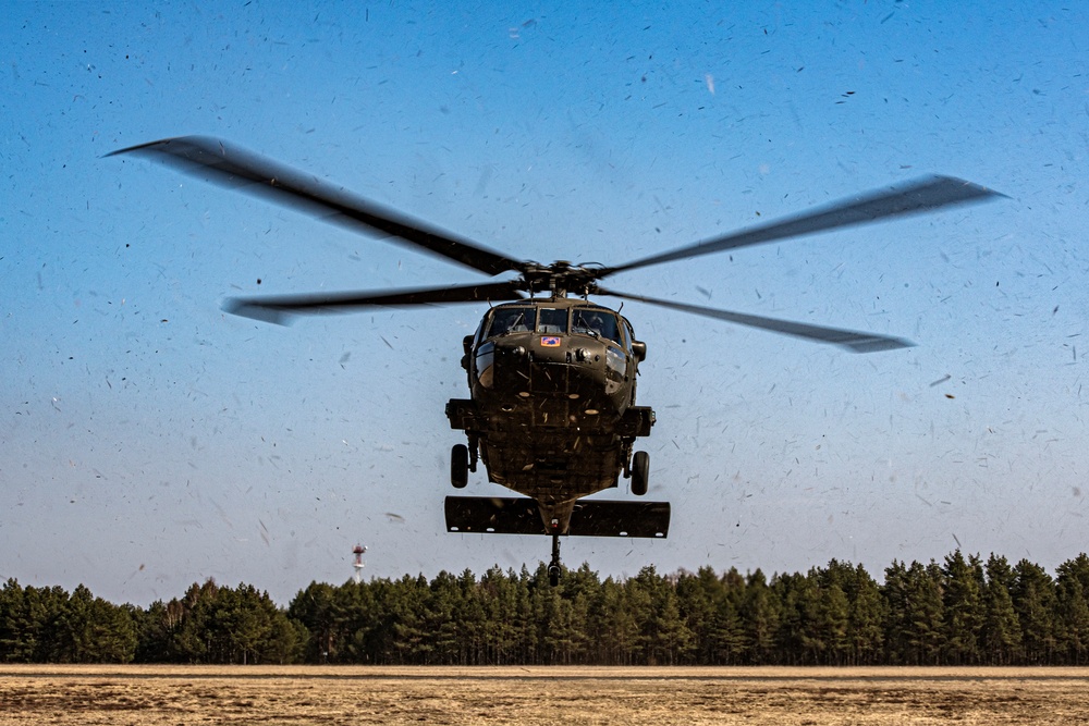 1-214th General Support Aviation Battalion Aerial Gunnery Qualification And Medical Evacuation Training