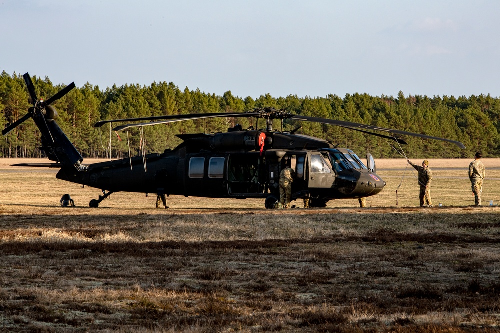 1-214th General Support Aviation Battalion Aerial Gunnery Qualification And Medical Evacuation Training