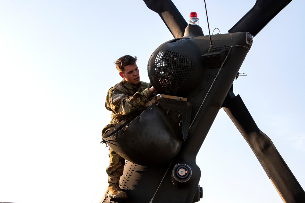 1-214th General Support Aviation Battalion Aerial Gunnery Qualification And Medical Evacuation Training