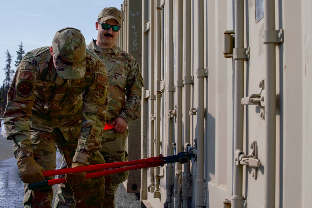 3rd MUNS receives munitions, largest Air Force barge operation