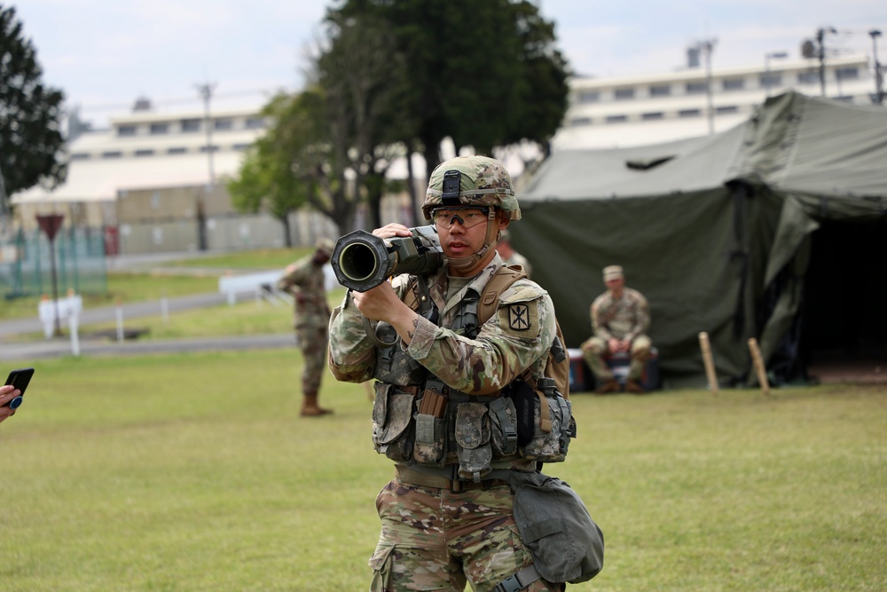 Expert Soldier Badge candidate tests weapons proficiency