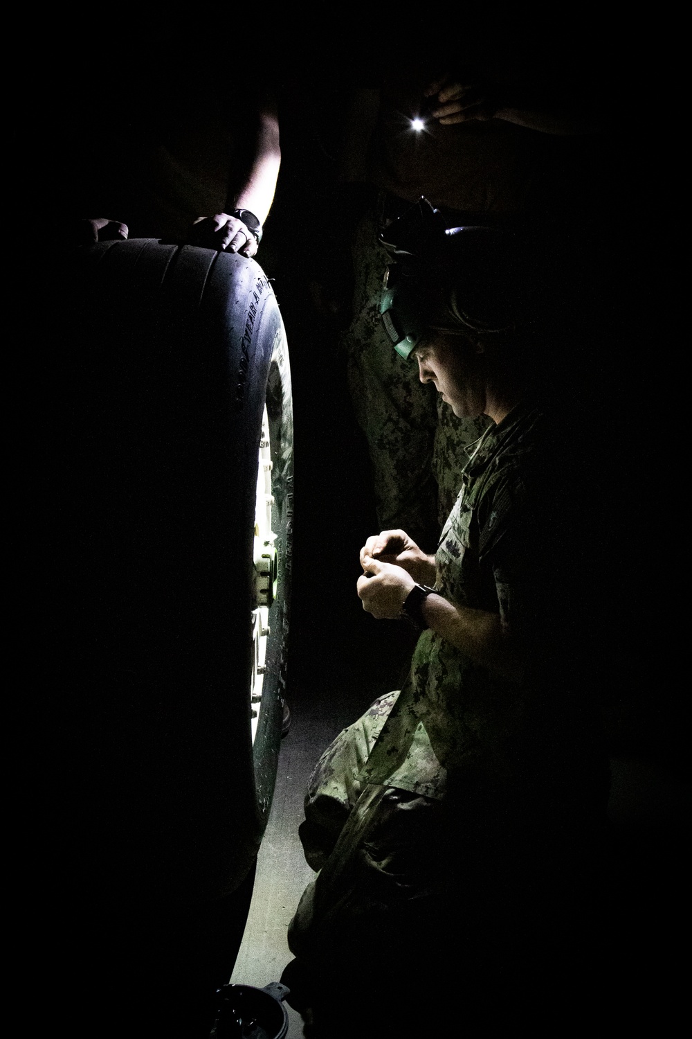 VP-46 night tire change