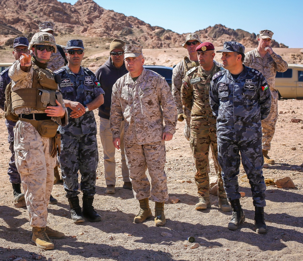 TF 51/5 CG Brig. Gen. Sullivan visits Marines in Jordan