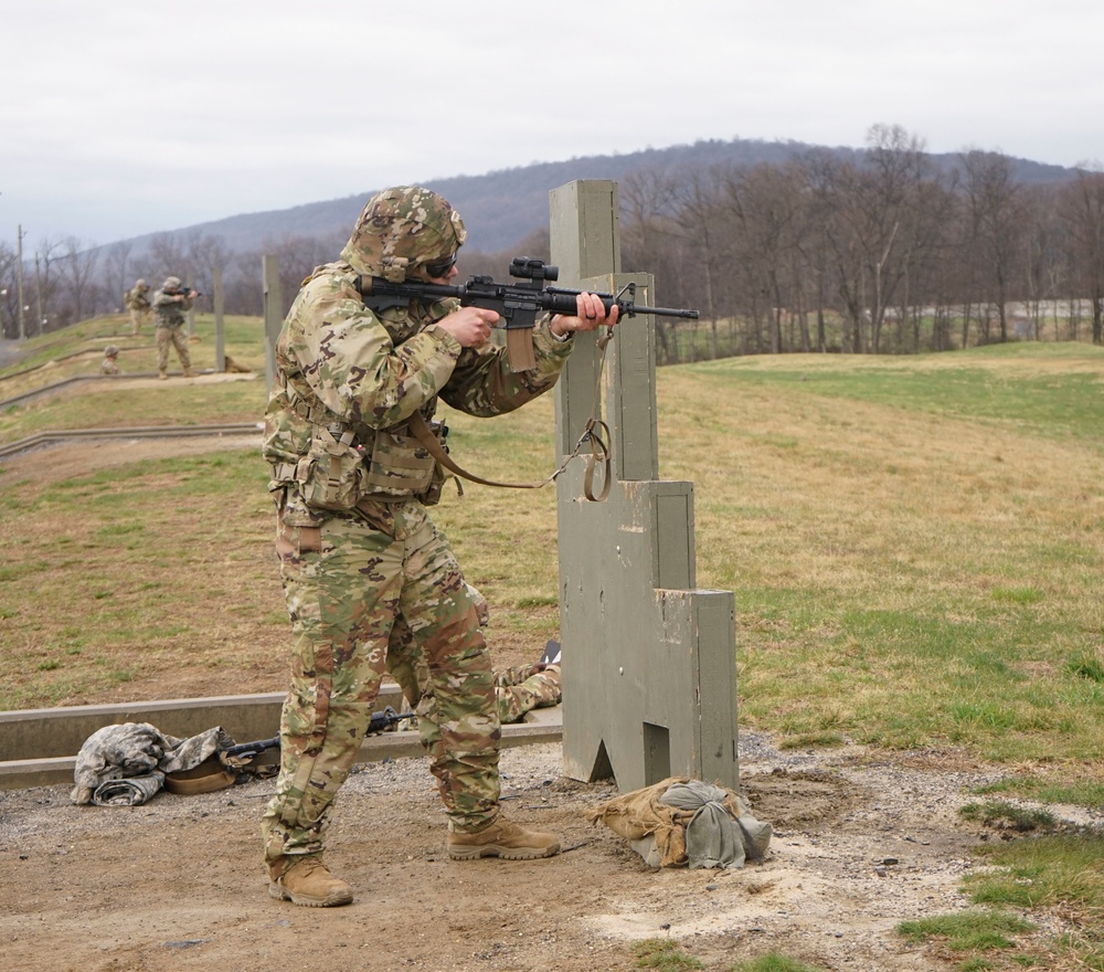Pennsylvania Army Best Warrior Competition: Weapon qualification