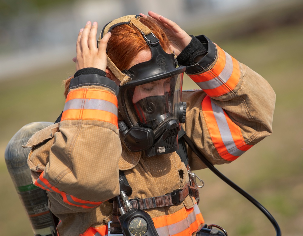 Structural fire training:  Gear up