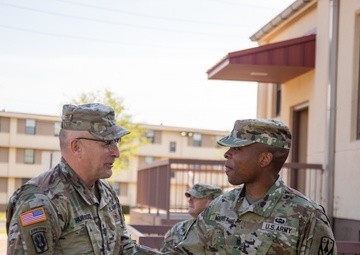 Lt. Gen. Thurgood visits 4-60th ADA