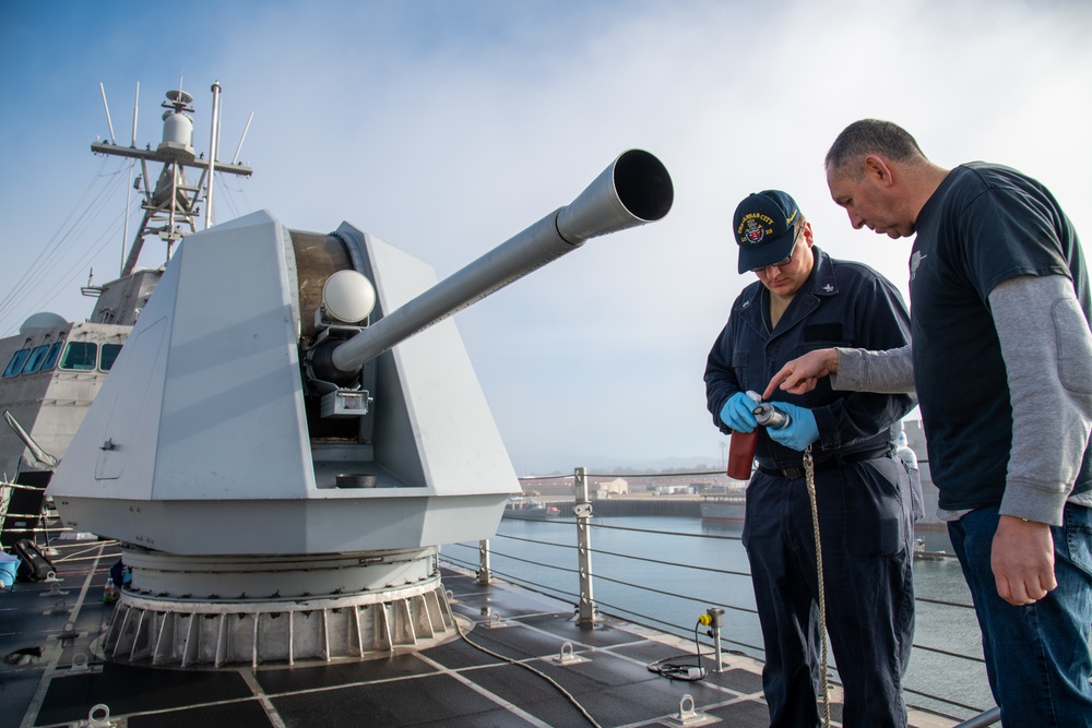 Naval Surface Warfare Center, Port Hueneme Division Experts Advance USS Kansas City’s Operational Readiness Before Deployment