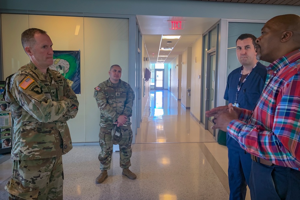 101st Airborne Division Deputy Commanding Officer for Support visits Intrepid Spirit Center