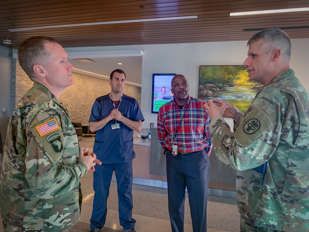 101st Airborne Division Deputy Commanding Officer for Support visits Intrepid Spirit Center